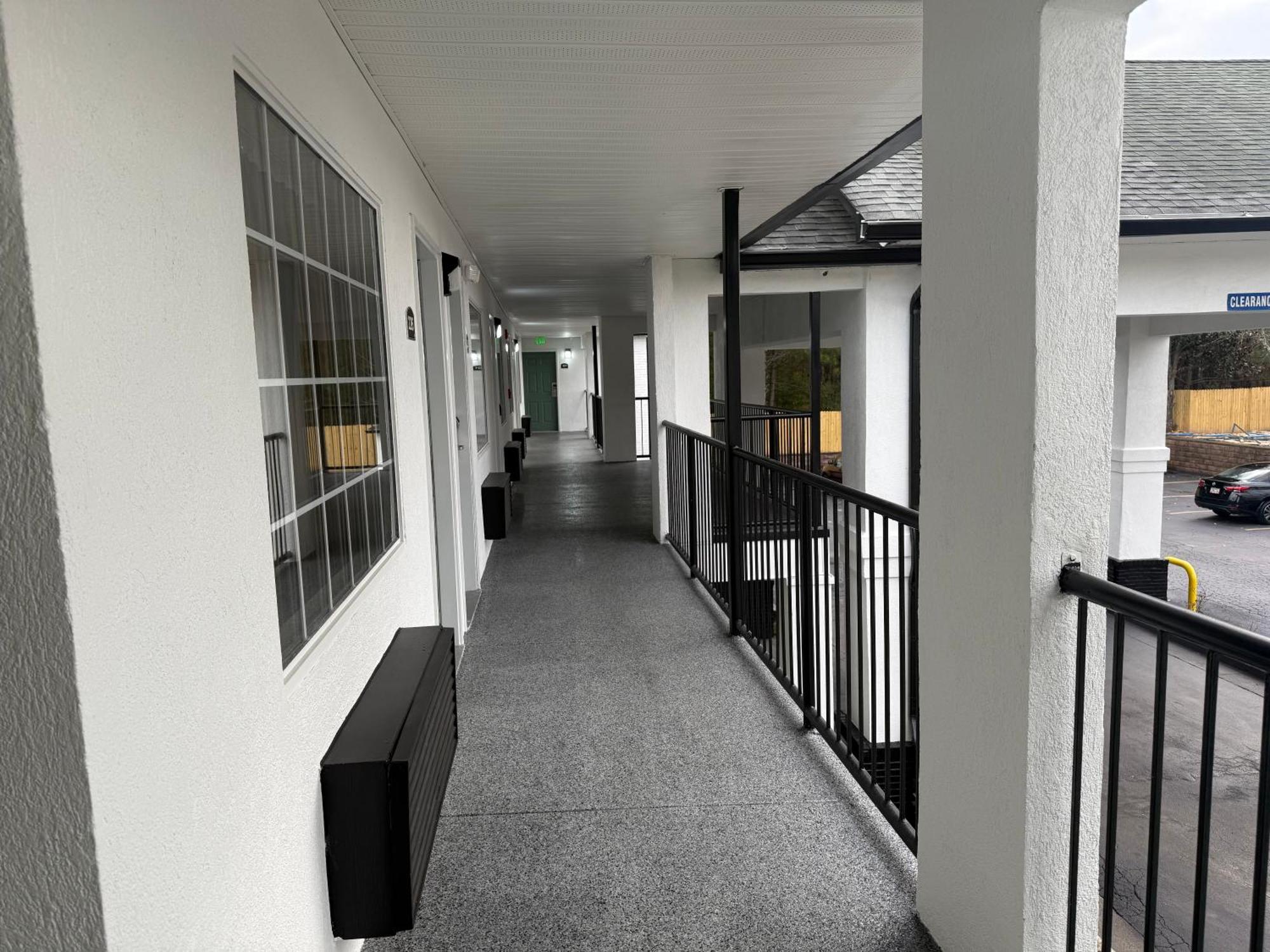 Magnolia Bay Hotel & Suites Jonesboro Extérieur photo