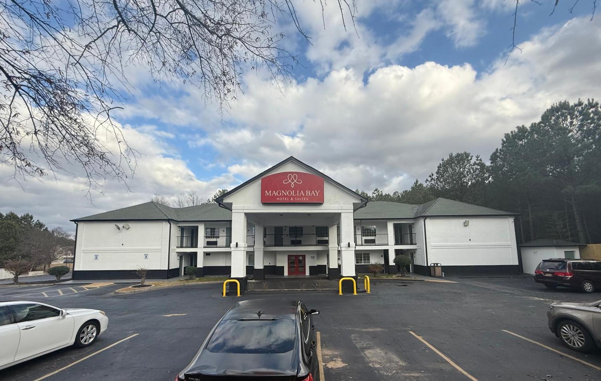 Magnolia Bay Hotel & Suites Jonesboro Extérieur photo
