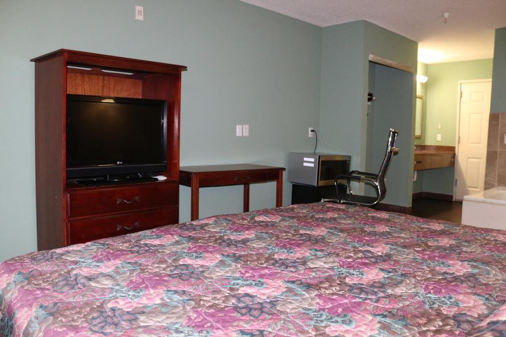 Magnolia Bay Hotel & Suites Jonesboro Extérieur photo