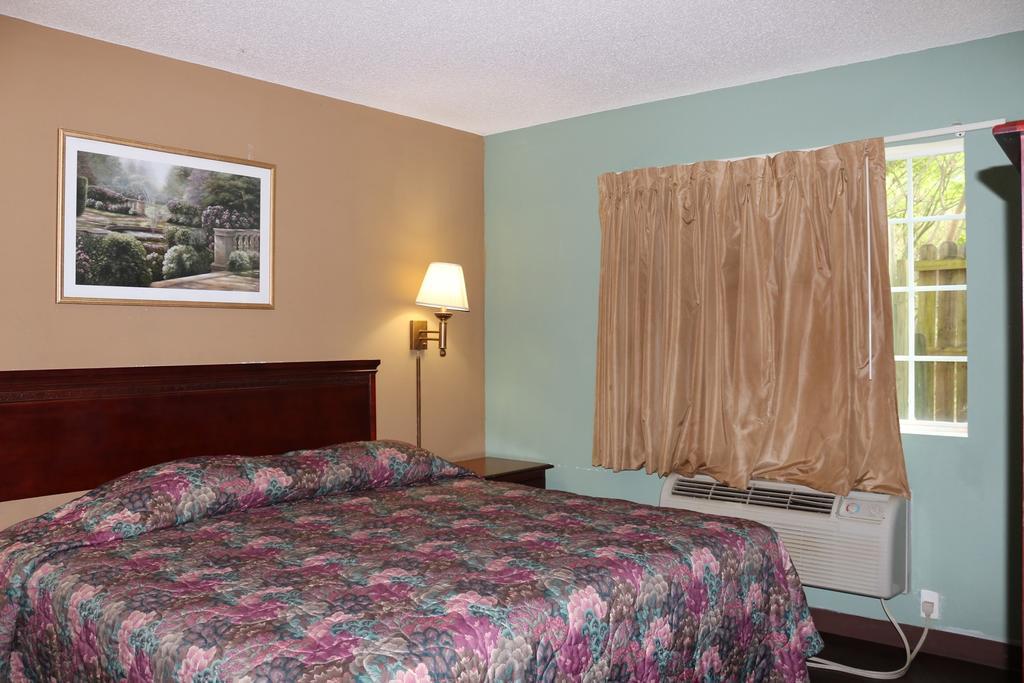 Magnolia Bay Hotel & Suites Jonesboro Extérieur photo