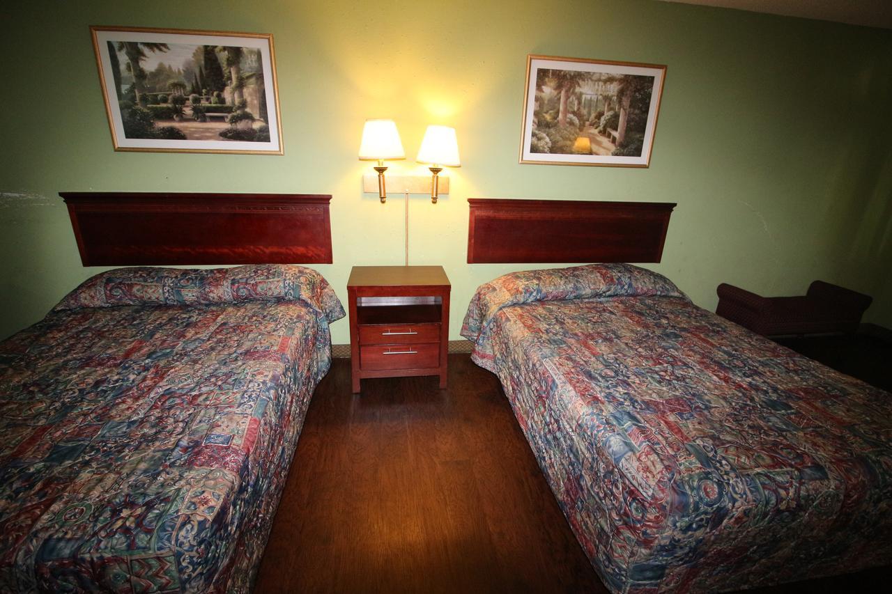 Magnolia Bay Hotel & Suites Jonesboro Extérieur photo