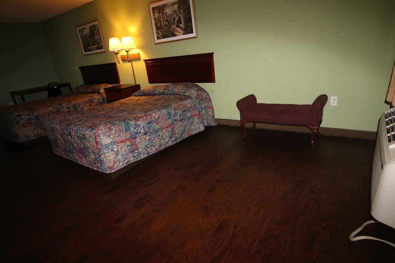 Magnolia Bay Hotel & Suites Jonesboro Extérieur photo