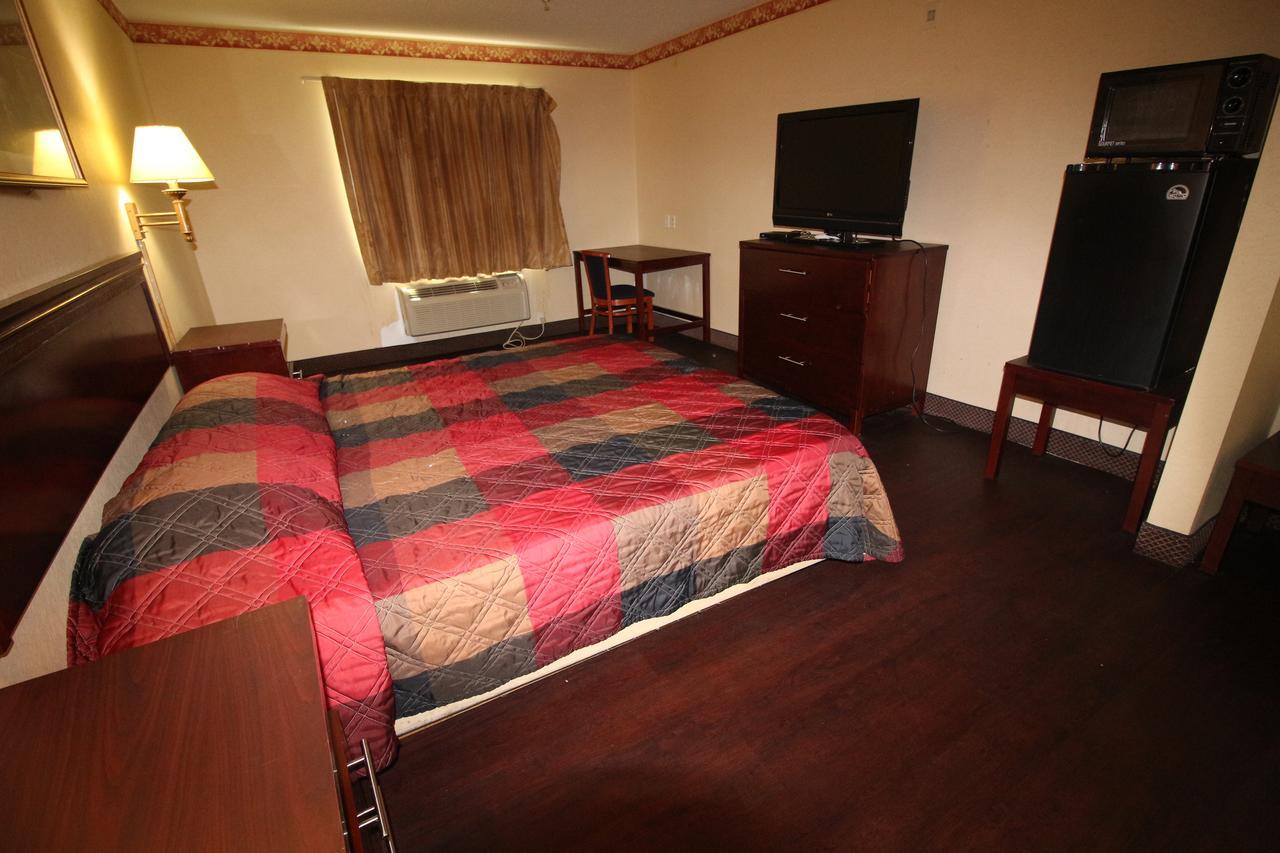 Magnolia Bay Hotel & Suites Jonesboro Extérieur photo