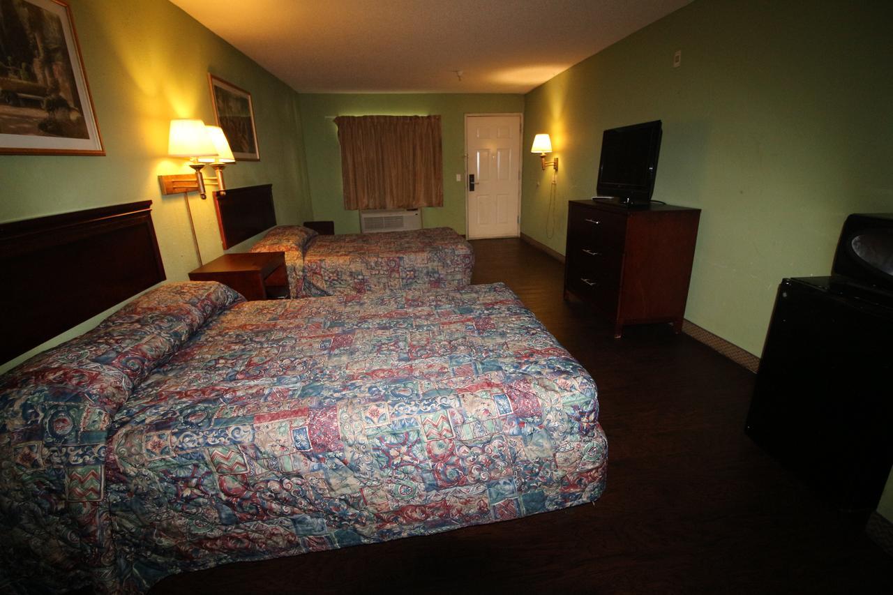 Magnolia Bay Hotel & Suites Jonesboro Extérieur photo