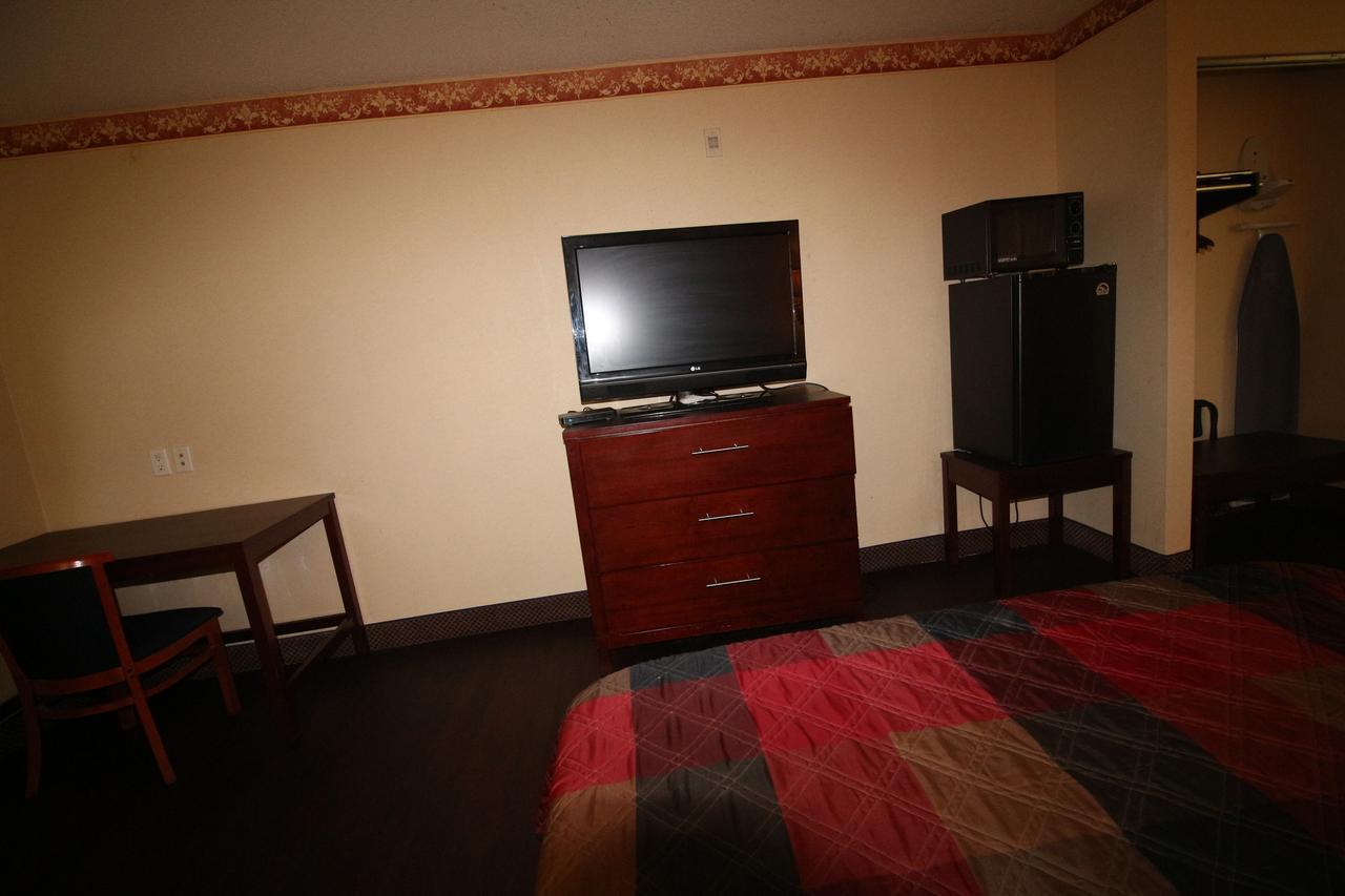 Magnolia Bay Hotel & Suites Jonesboro Extérieur photo